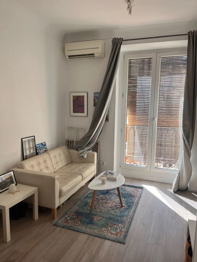 Piso en calle de la Cruz, 18