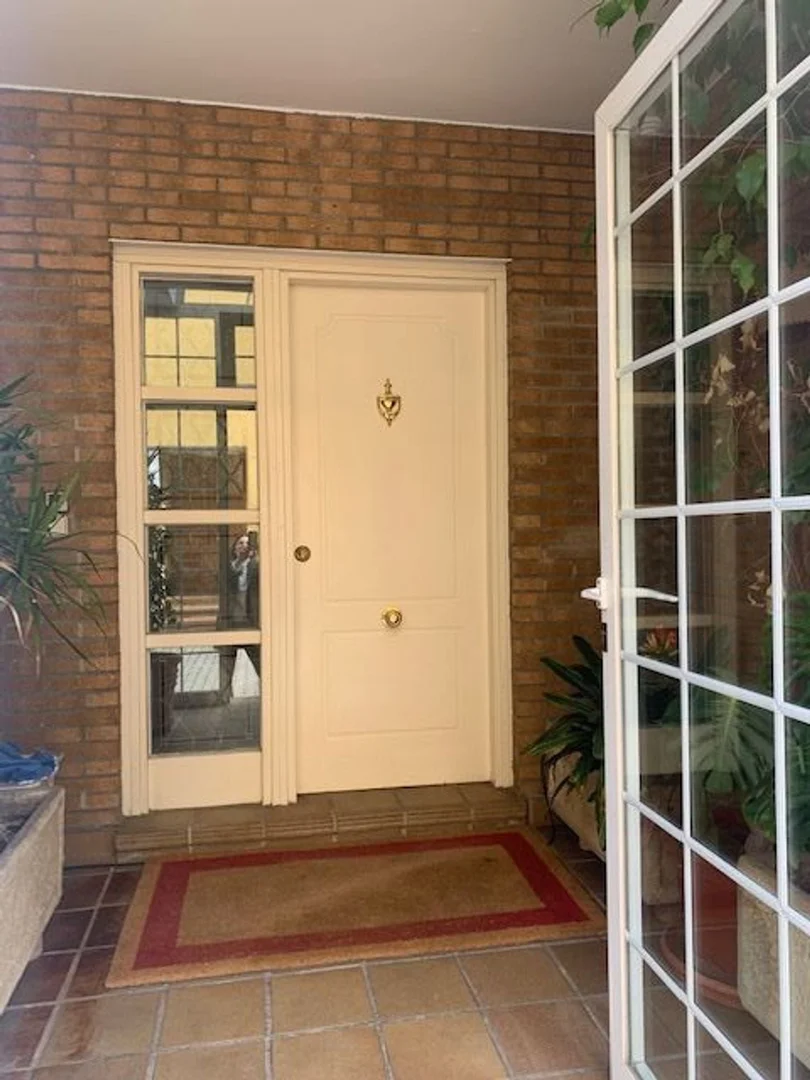 Chalet adosado en calle del Arquitecto Rafael Leoz, 12 - Foto 3