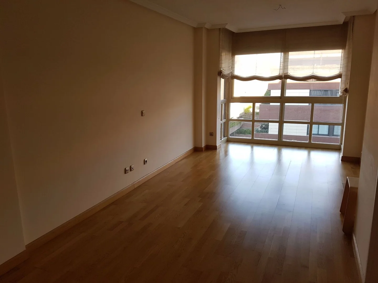 Piso en calle monasterio de montesclaros, 9 - Foto 2