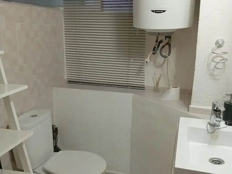 Local comercial en  Carrer de les Torres 84 - Foto 10