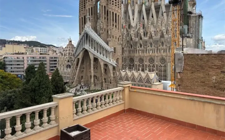 Ático en Sagrada Familia - Foto 4
