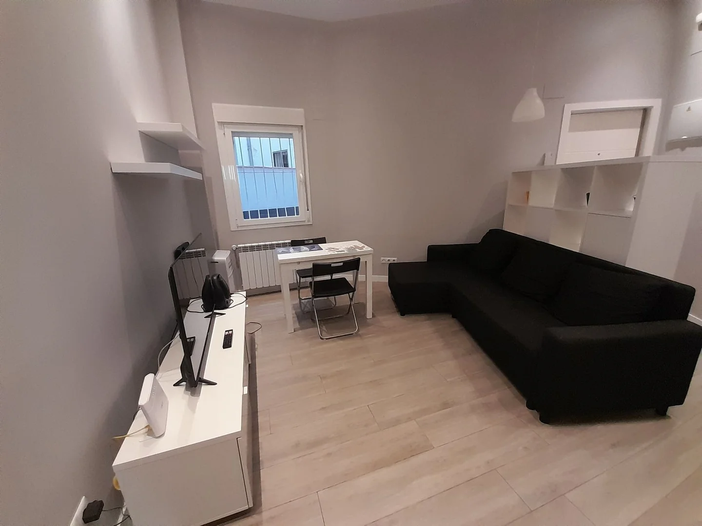 Piso en calle de Embajadores, 130 - Foto 2