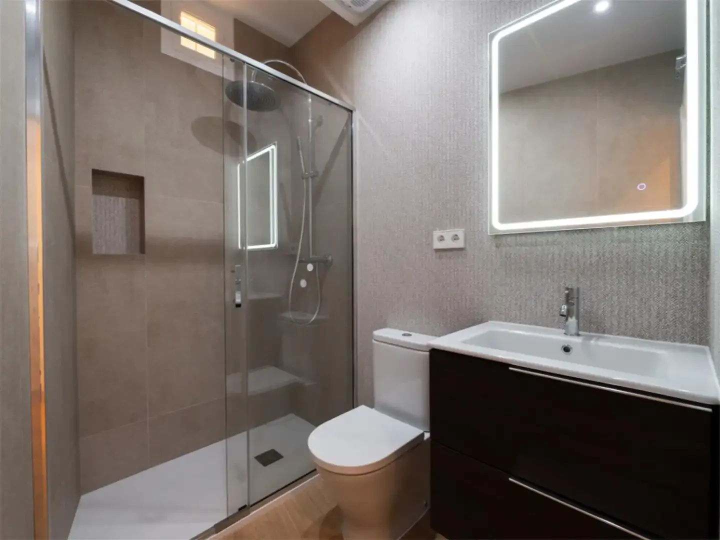 Piso en  Calle de Cadarso 4 - Foto 60