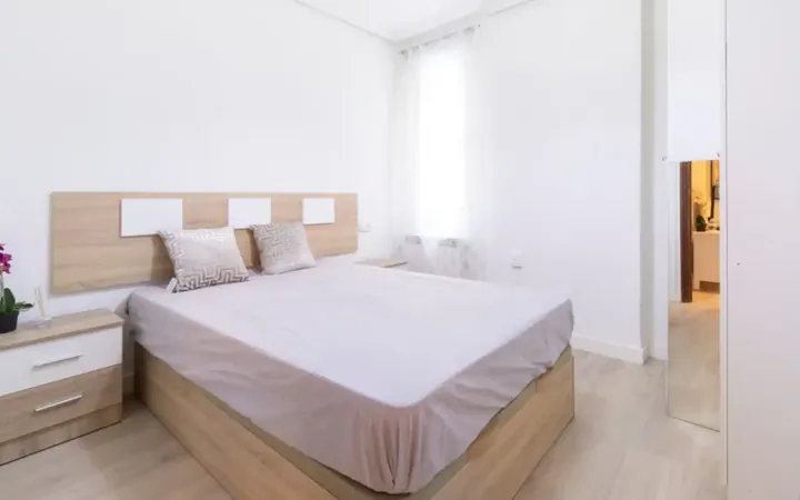 Apartamento en  Calle de San Bernardo 5 - Foto 1