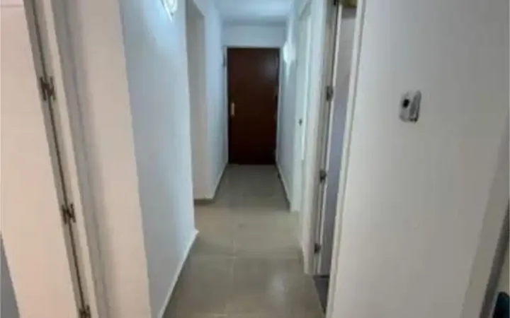 Piso en Villa de Vallecas - Foto 1