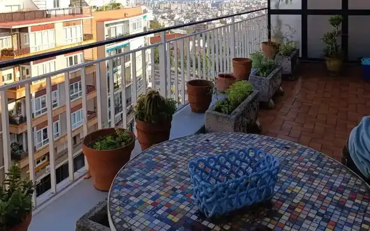 Piso en  Avinguda de la Mare de Déu de Montserrat 153 - Foto 1