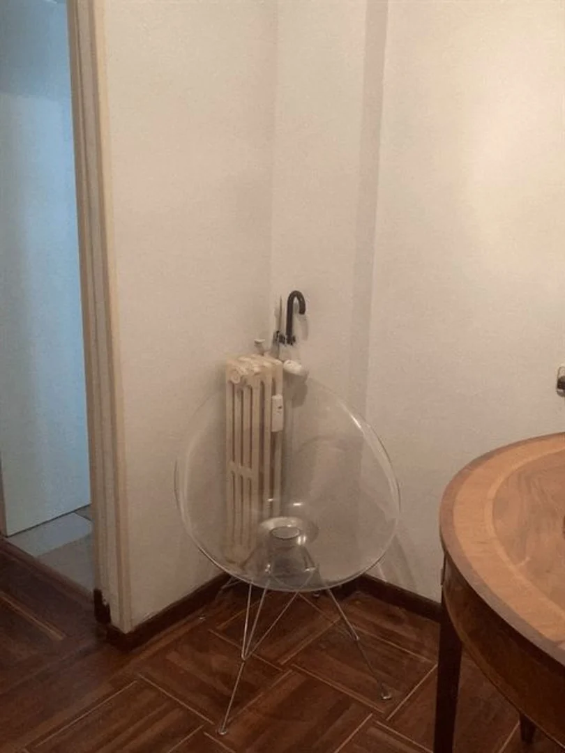 Piso en calle de la Infanta Mercedes, 39 - Foto 3