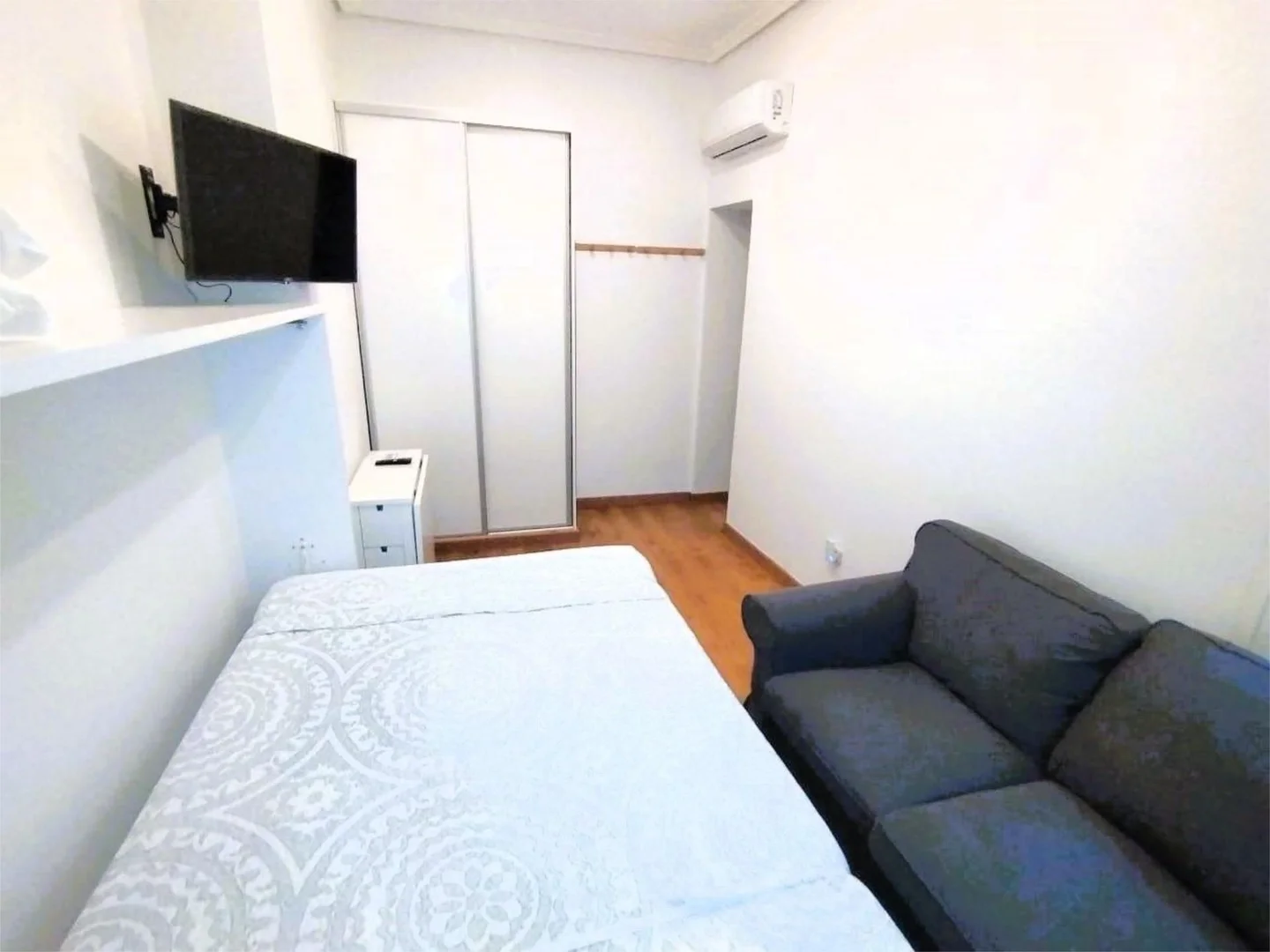 Piso en  Calle de Manuel Fernández y González 7 - Foto 7