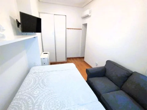 Piso en  Calle de Manuel Fernández y González 7 - Foto 7