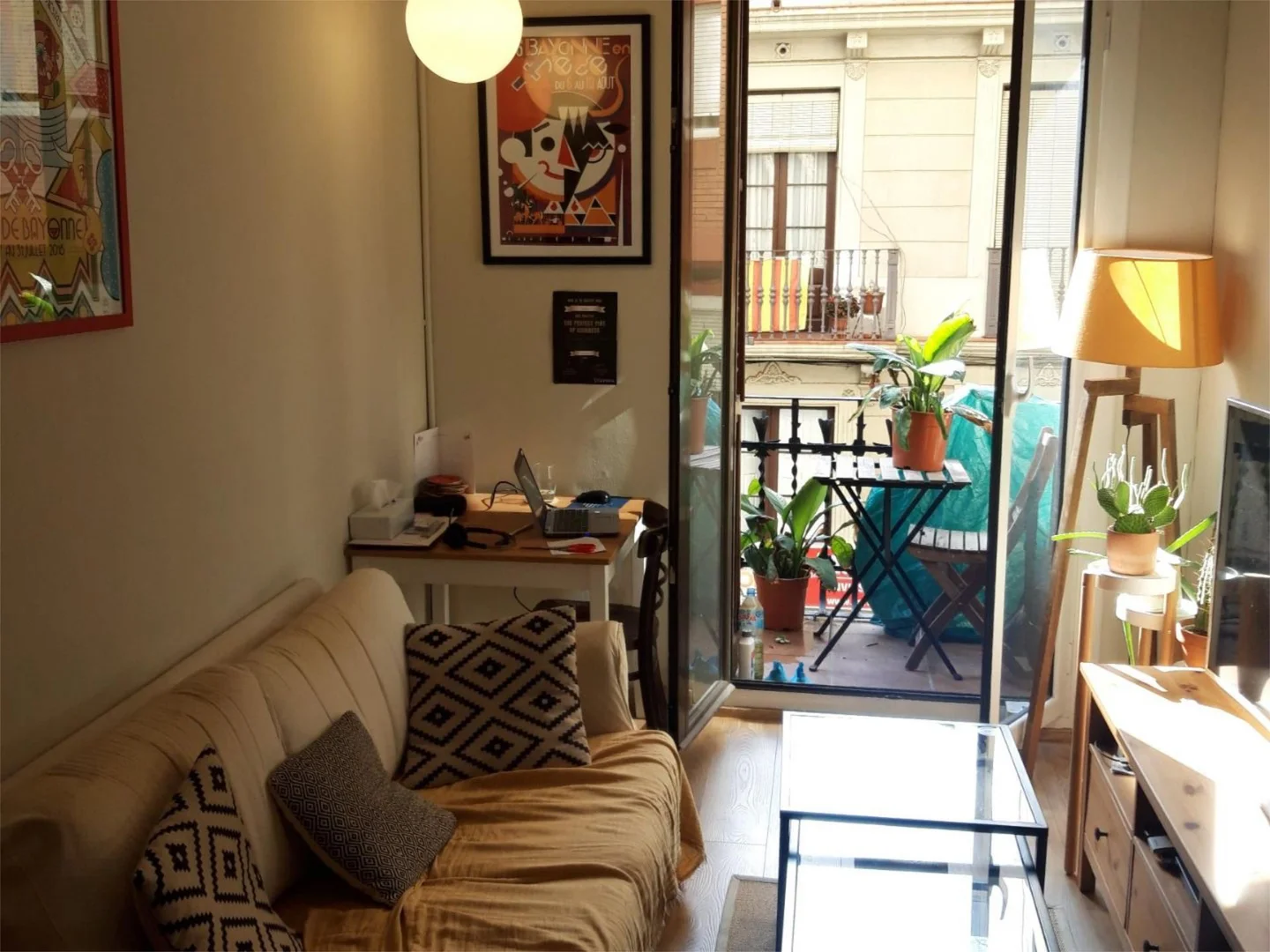 Piso en  Carrer de Blai 70 - Foto 2