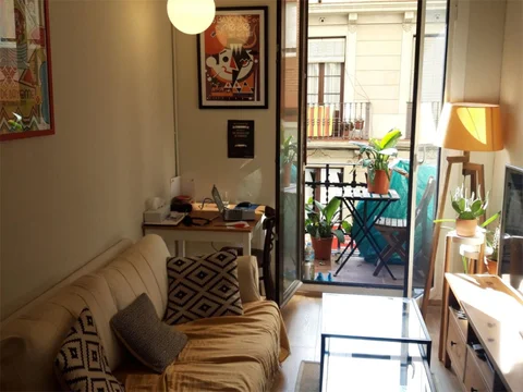 Piso en  Carrer de Blai 70 - Foto 2