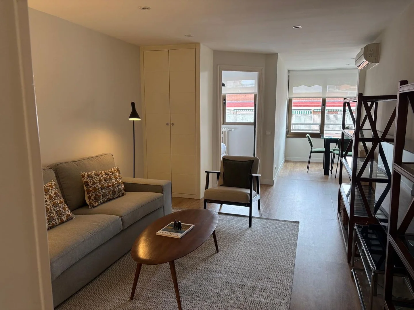 Piso en calle Ramón de Santillán, 15 - Foto 1