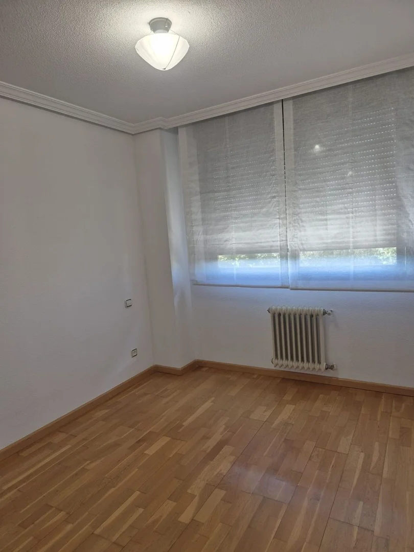 Piso en avenida del Ventisquero de la Condesa, 7 - Foto 10