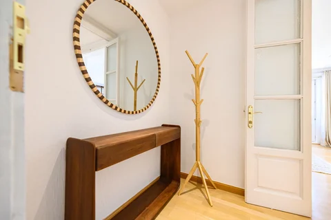 Piso en calle de Ferraz, 5 - Foto 2