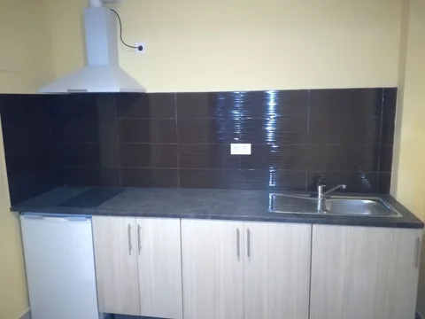 Estudio en calle de Béjar, 34 - Foto 1