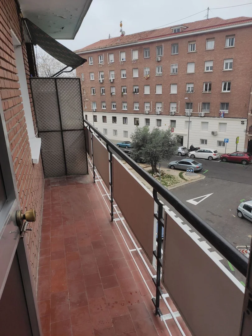 Piso en Calle de Villafranca, 4 - Foto 3