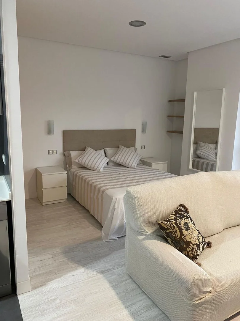 Estudio en calle de Dulce Chacón, 23 - Foto 7