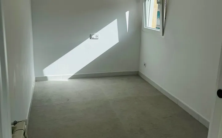 Piso en Calle del Pico Balaitus, 39, Peñagrande - Foto 9