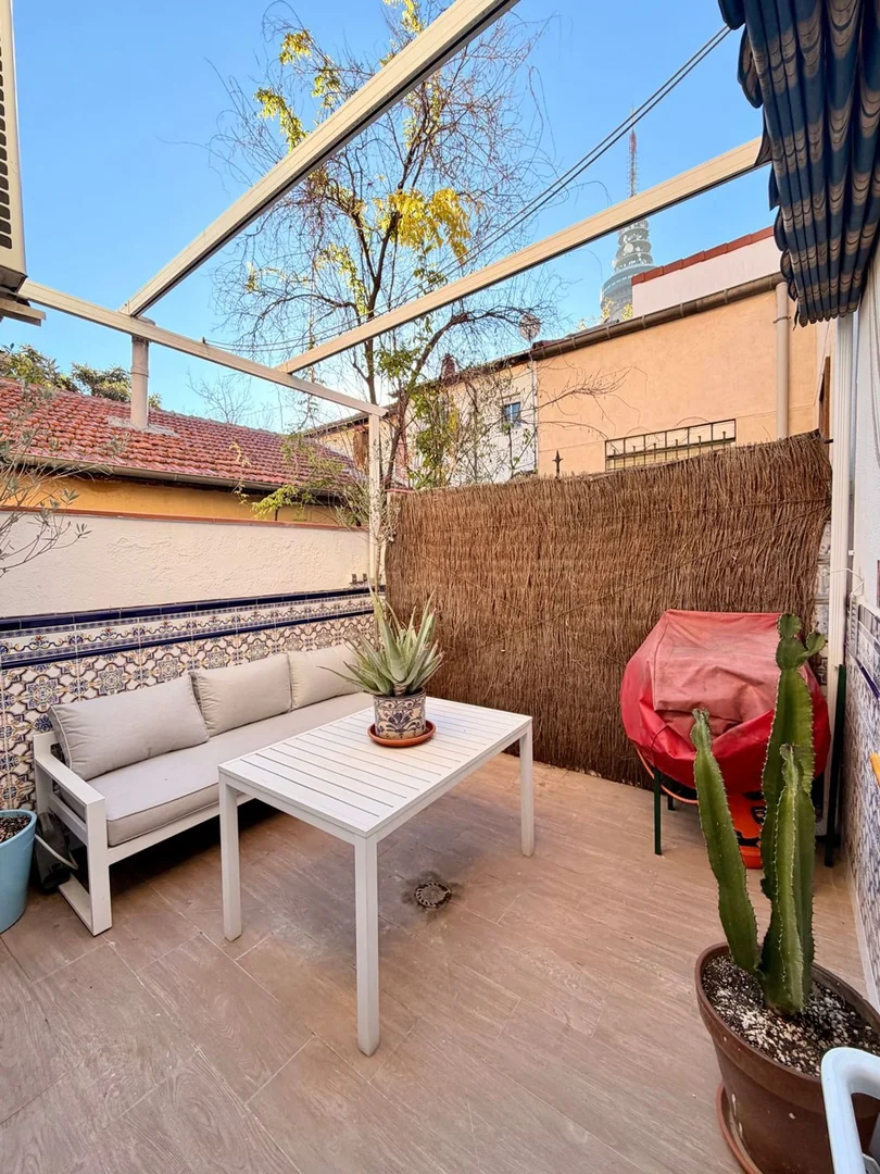 Chalet pareado en Barrio Fuente del Berro - Foto 8