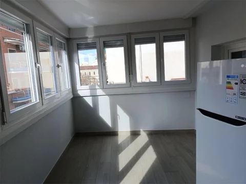 Piso en  Calle de Alonso del Barco 5 - Foto 2