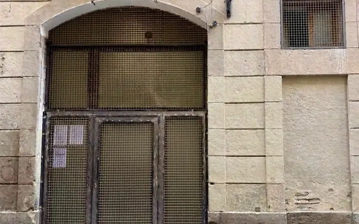 Local comercial en  Carrer de la Riereta 1.B - Foto 1