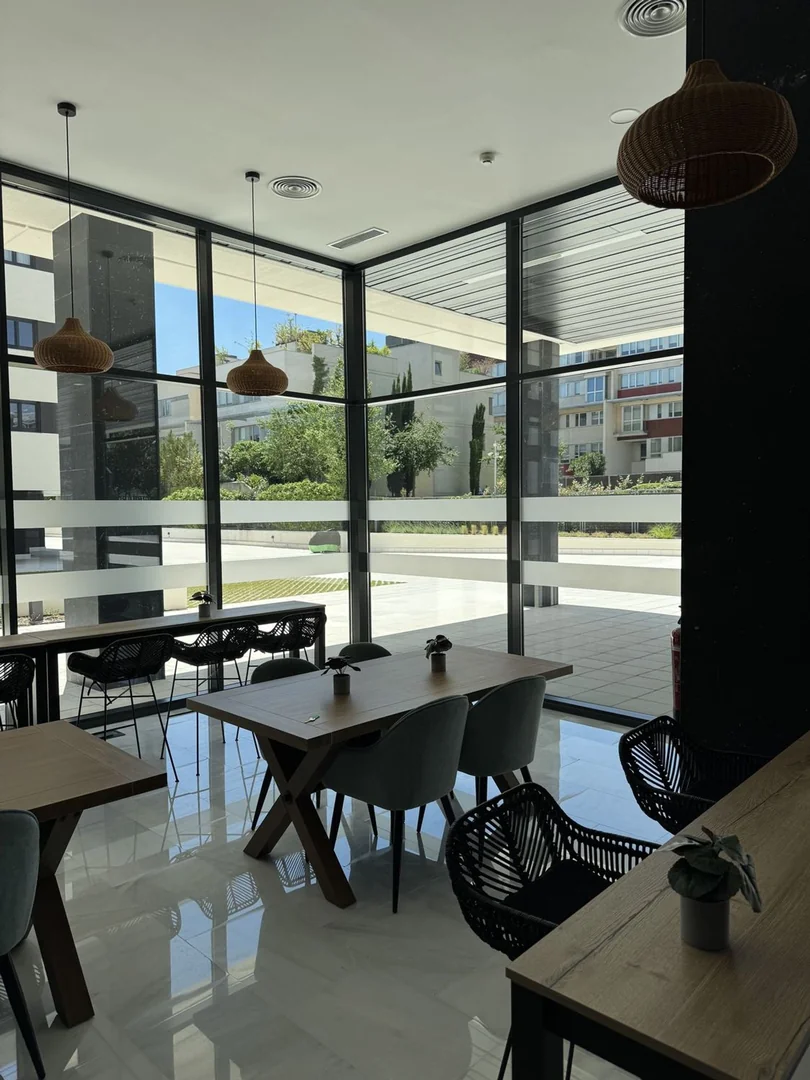 Piso en Calle de Dulce Chacón, 25, Virgen del Cortijo - Manoteras - Foto 2
