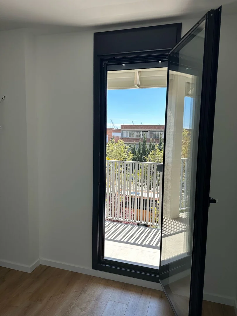 Piso en calle d'Ulldecona, 24 - Foto 17