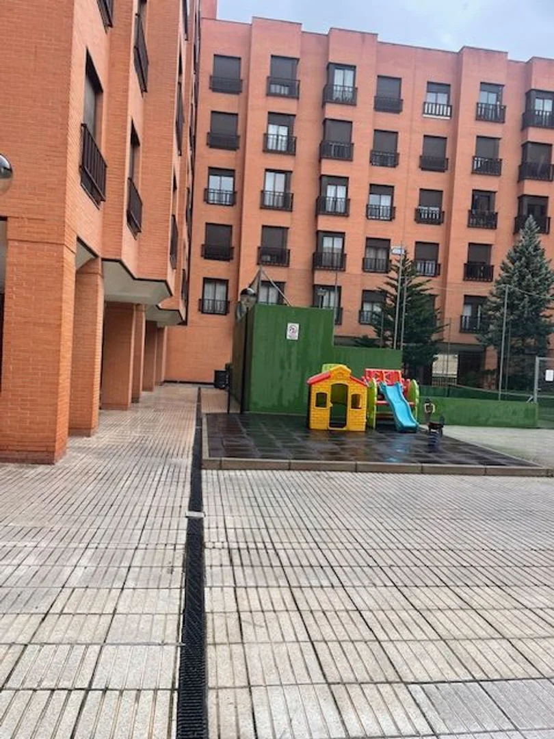 Piso en calle de Belfast, 13 - Foto 9