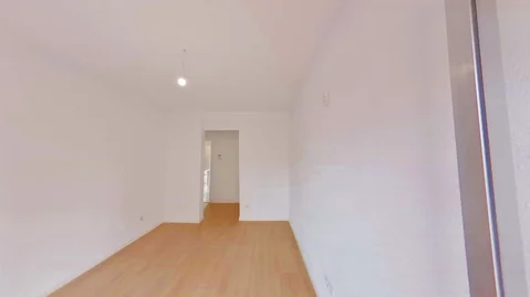 Piso en Barrio Zofío - Foto 10