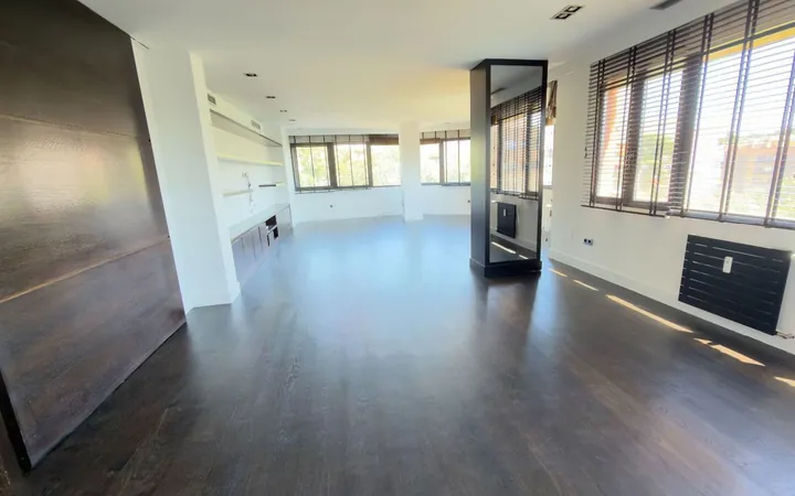 Piso en Calle de Arroyofresno - Foto 1