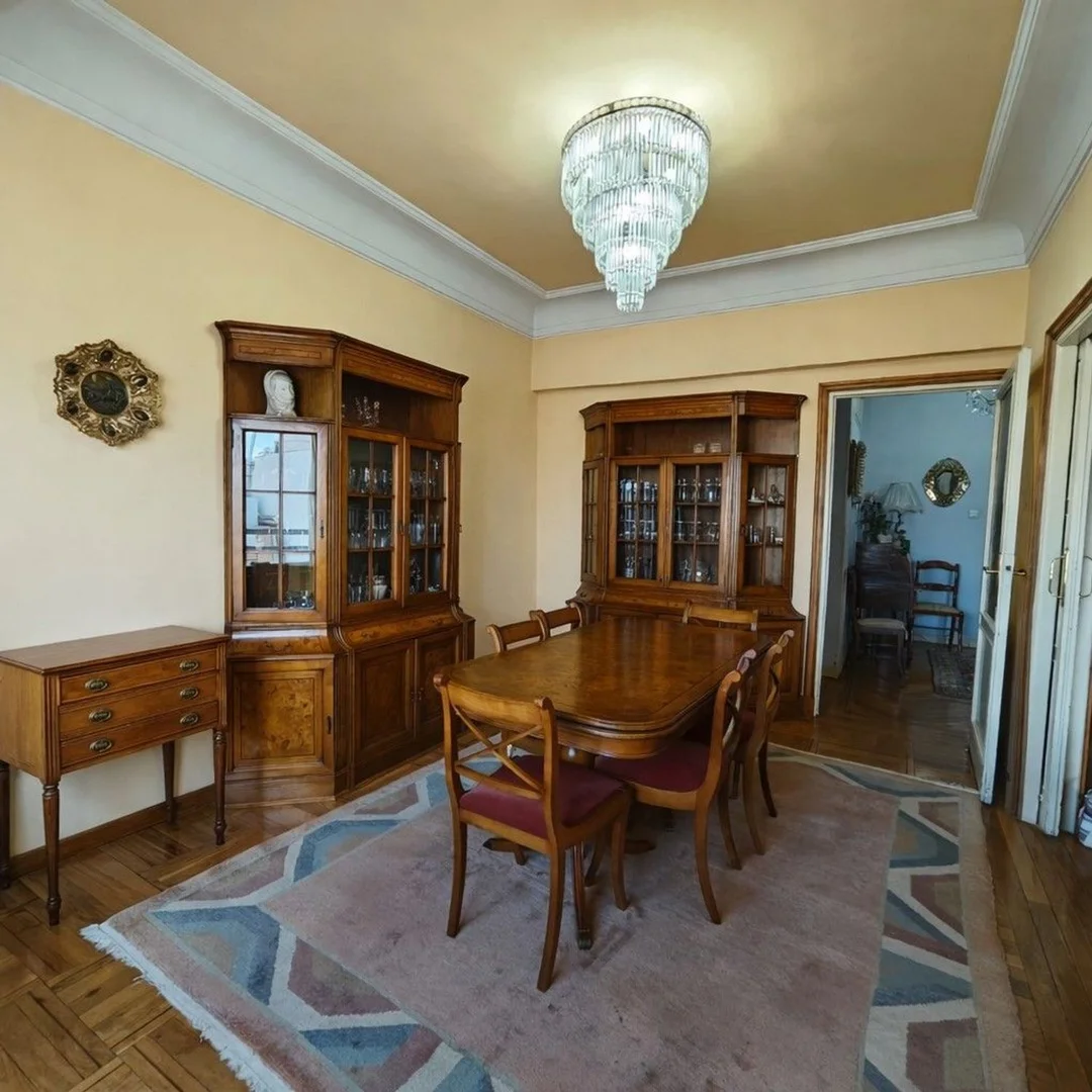 Piso en calle de Castelló, 93