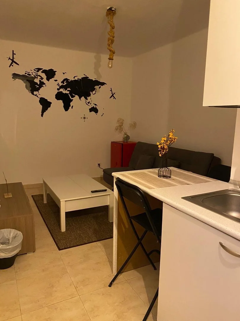 Piso en calle de Julián Besteiro, 17