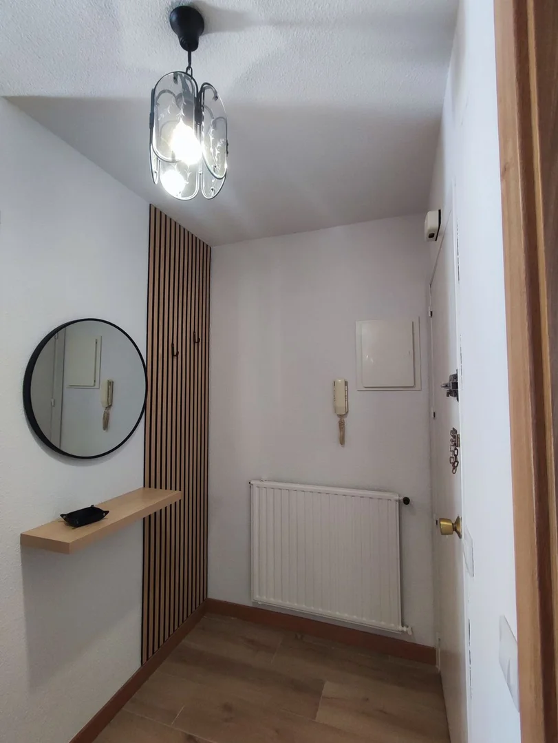 Piso en Barrio Zofío - Foto 2