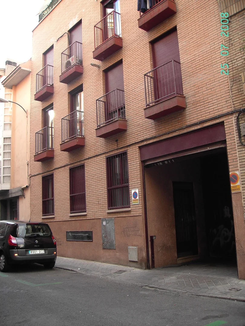 Piso en calle Daganzo, 10 - Foto 2