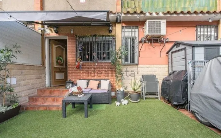 Chalet pareado en Calle de Sibiuda, 3, El Besòs - Foto 4