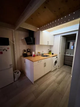 Estudio en calle de las Naves, 21 - Foto 1