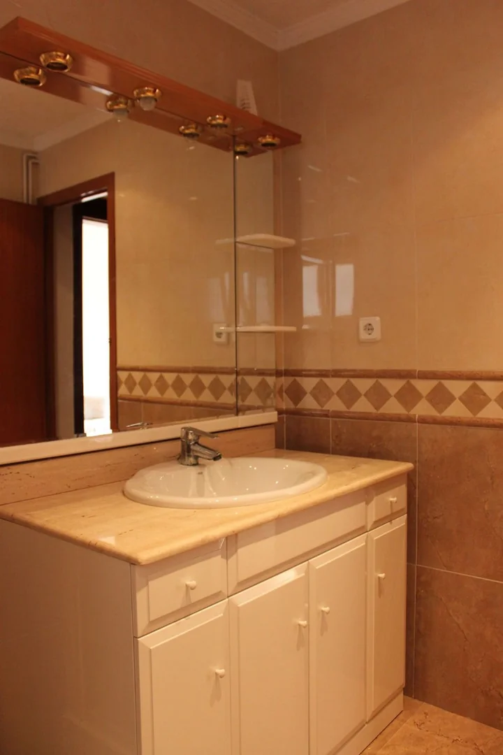 Piso en Sant Genís Dels Agudells - Montbau - Foto 5