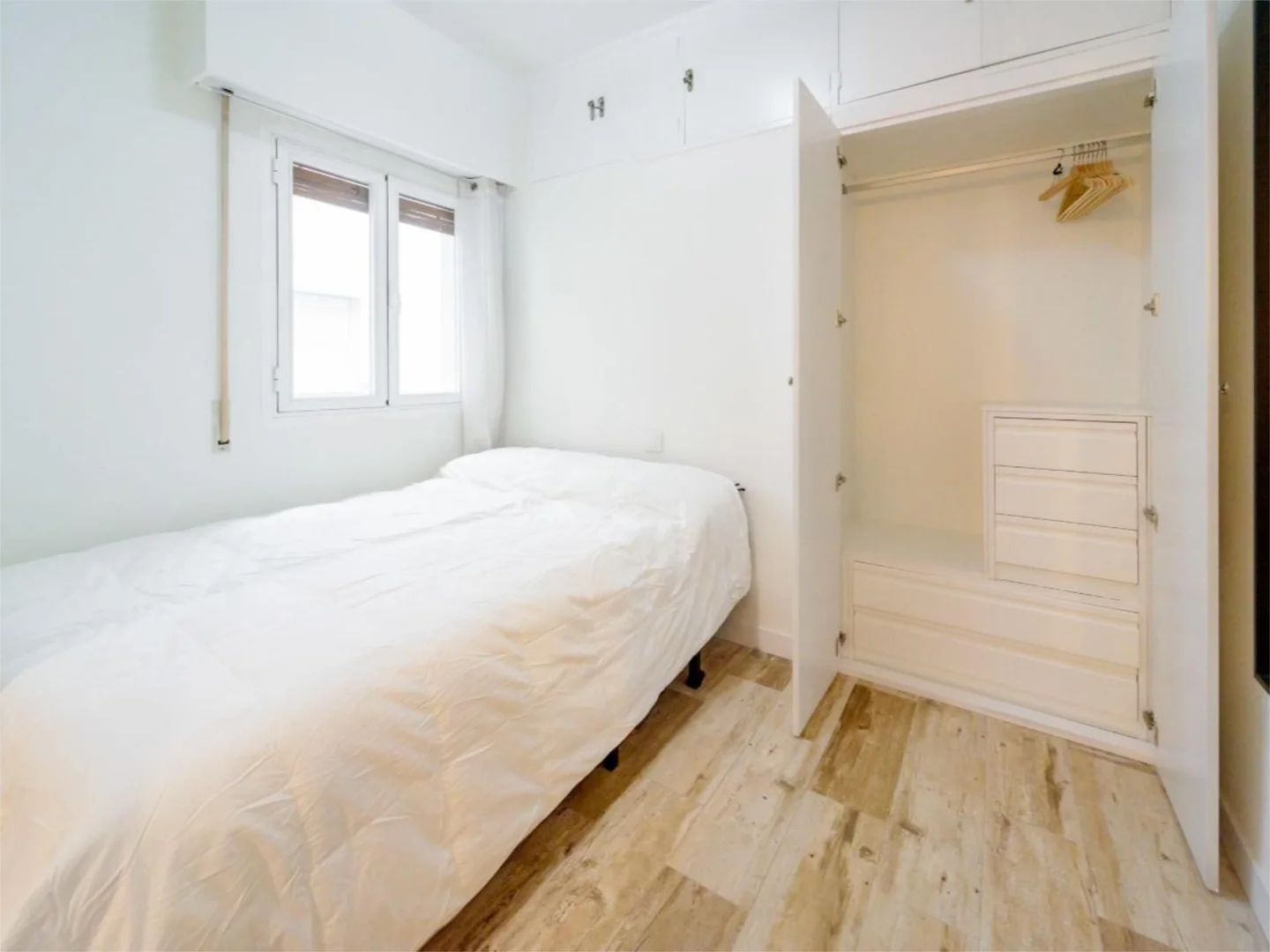 Piso en  Calle de Vicente Gaceo 19 - Foto 3