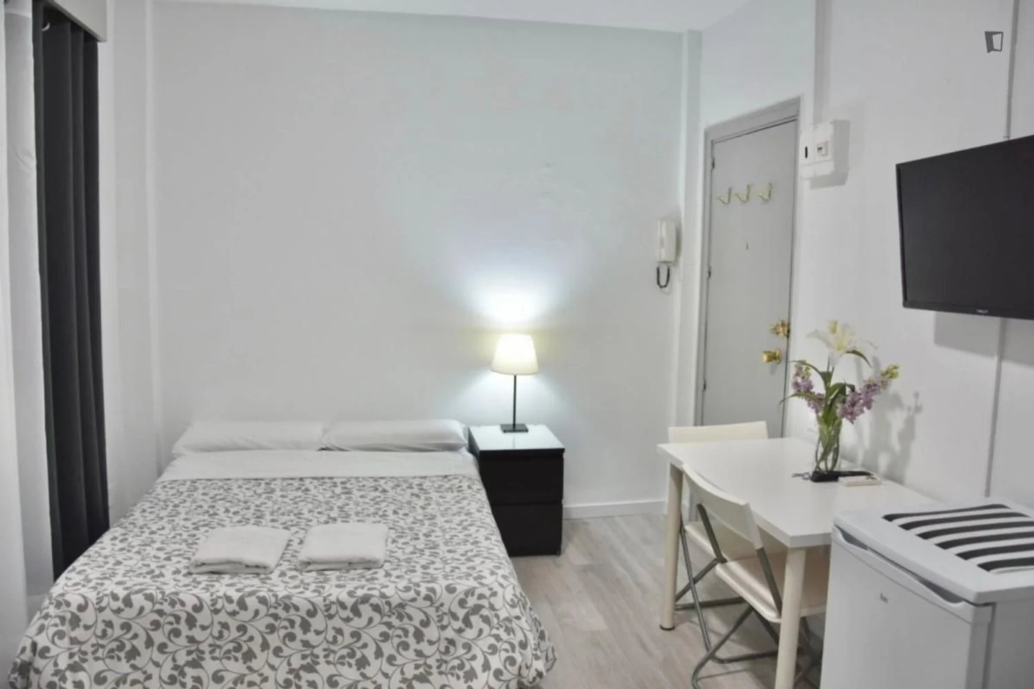 Estudio en Calle de Vallehermoso, Arapiles - Foto 2