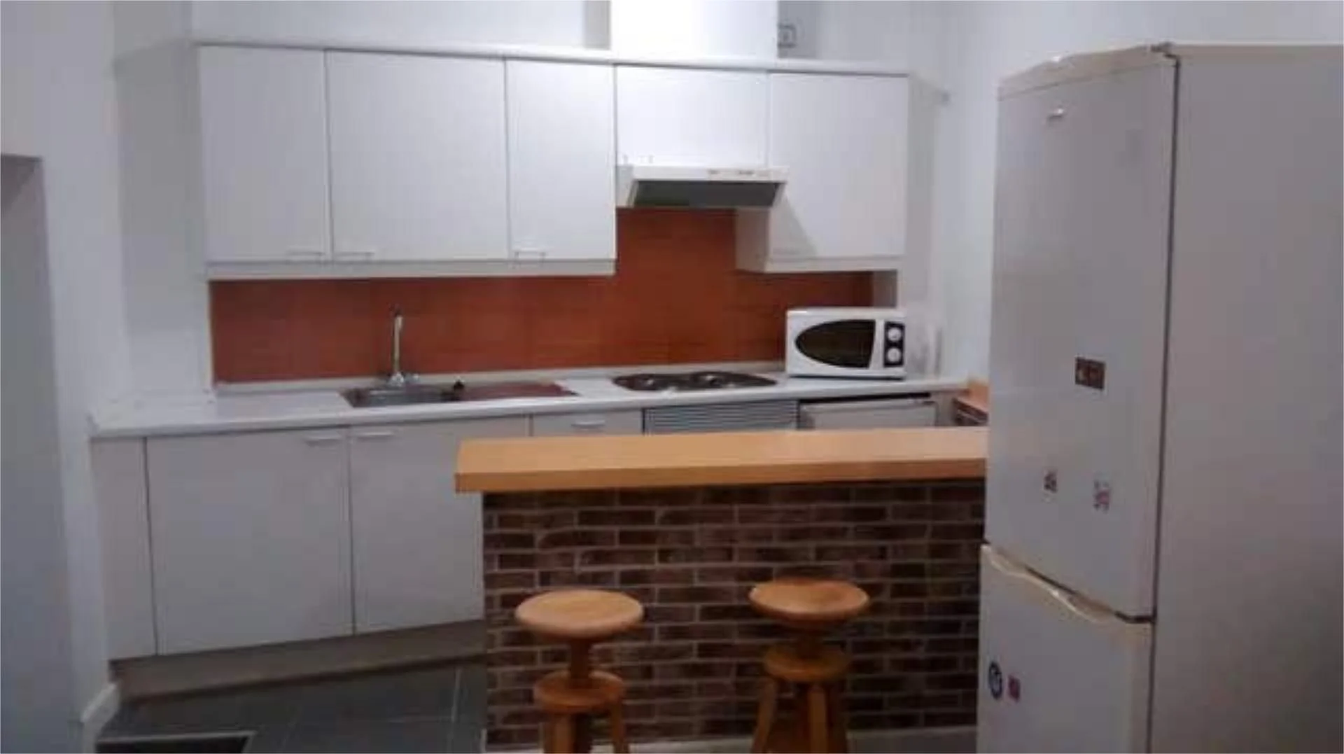 Piso en Embajadores - Foto 2