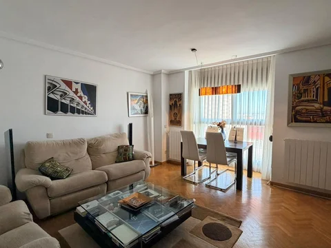 Piso en avenida del Monasterio de Silos, 82 - Foto 3