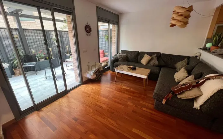 Dúplex en Avenida Meridiana, El Parc i la Llacuna del Poblenou - Foto 2