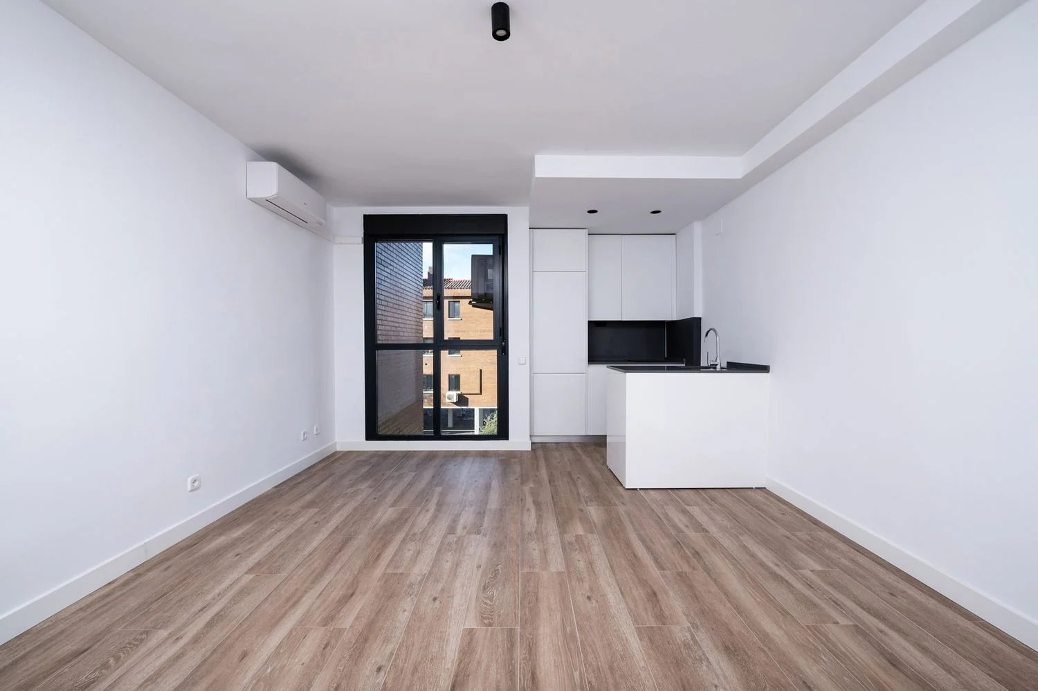 Estudio en Barrio San Juan Bautista - Foto 2