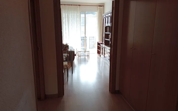 Piso en Avenida Meridiana - Foto 6