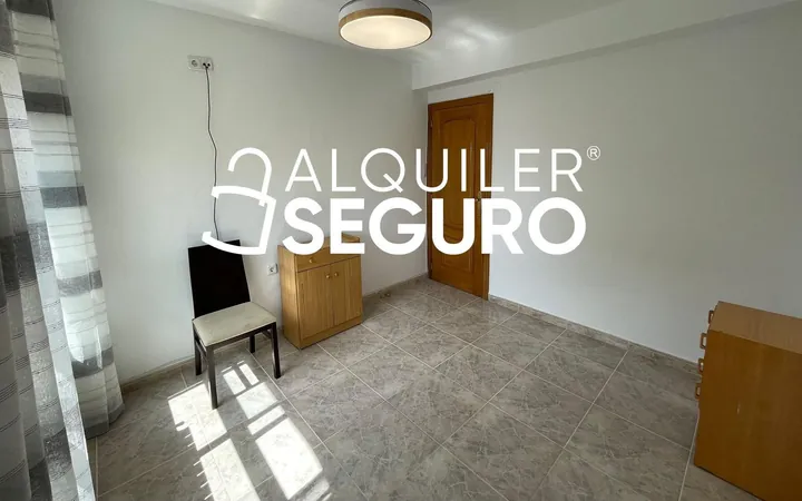 Piso en Calle de la Codorniz, Vista Alegre - Foto 11