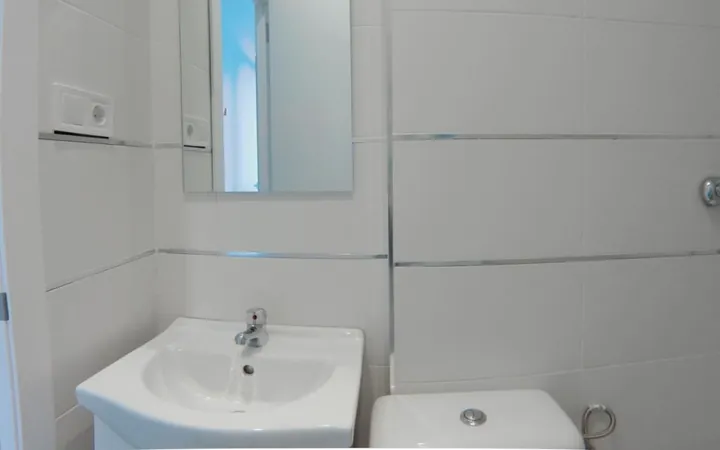 Piso en Travesía de Santoña, Zofío - Foto 16