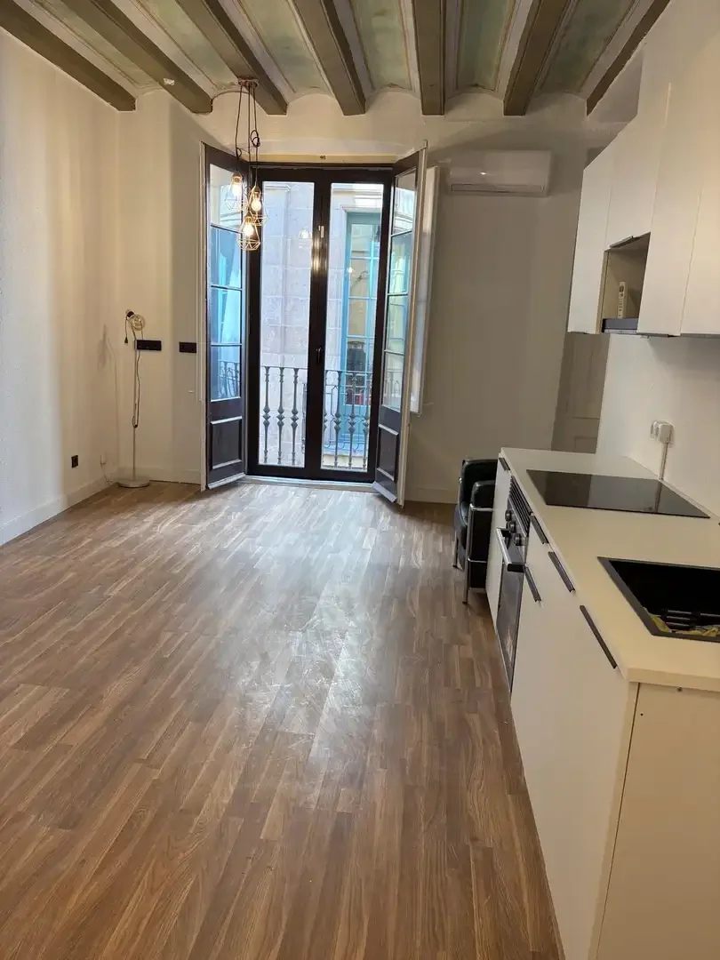 Piso en  Carrer de Valldonzella 1 - Foto 7
