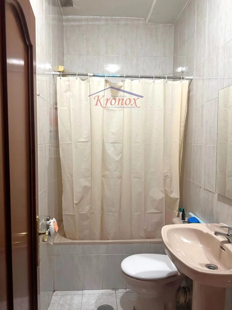 Piso en Numancia - Foto 5