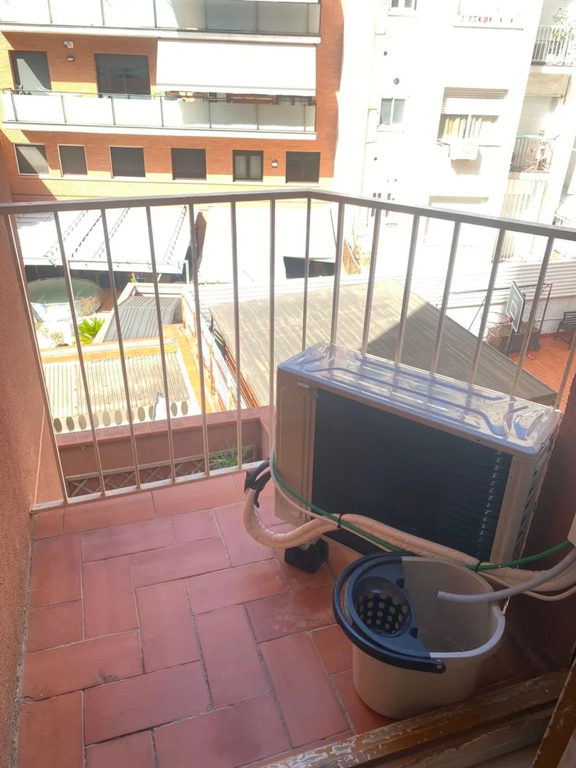 Estudio en Calle d'Anna Maria Martinez, 30, El Guinardó - Foto 9