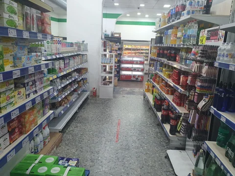 Supermercado en calle de l'Arc del Teatre, 67 - Foto 6